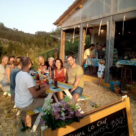 シャレー Glamping With Pool Near Caldas&Peniche カルダス・ダ・ライーニャ